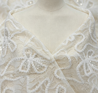 Tissu en dentelle tissée blanche avec broderie de sequins et nœuds épais pour vêtements de mariage européens/américains et du Moyen-Orient
