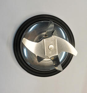 Licuadora Eléctrica <span class=keywords><strong>Oster</strong></span> con Cuchilla de Acero Inoxidable, Molinillo para Smoothies y Mezclador para Uso Doméstico - Product Image 1