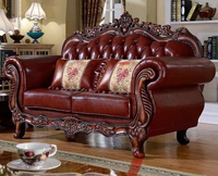 Juego de Muebles de Sala de Estar de Cuero Rojo de Lujo Estilo Europeo Vintage, Sofá Modular de Madera Tallada con Relleno de Esponja para Hoteles