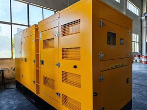 Generador Silencioso de 200kw, Estación de Energía Portátil, Personalización OEM/ODM, Sistema de Refrigeración Doble - Product Image 2
