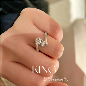 Anillo de Bambú King Silver Jewelry, Plata de Ley S925, Chapado en Oro, Diamante Geométrico, Unisex, Uso Diario - Product Image 5