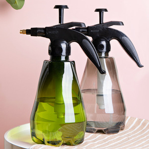 Manual Sprayer 1500ml Plastic Garden Watering Can Air Pressure For Plants - Product Image 3