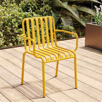 Chaise de salle à manger moderne de style nordique en acier inoxydable, légère et luxueuse, avec accoudoirs et dossier, très populaire pour les restaurants et les salons de thé