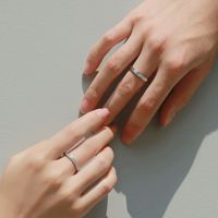 Ensemble de bagues de couple en argent sterling 925 et moissanite, qualité supérieure, taille ronde VVS, bijoux de fiançailles et de mariage, cadeau professionnel en gros