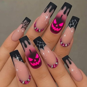 Faux ongles à presser longs forme cercueil, dégradé rouge rosé, avec motifs citrouille, toile d'araignée et strass, amovibles, pour manucure de fête d'Halloween - Product Image 1