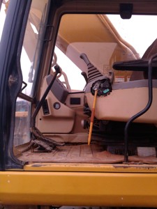 Excavadora japonesa usada 325b 330B, a la venta - Product Image 6