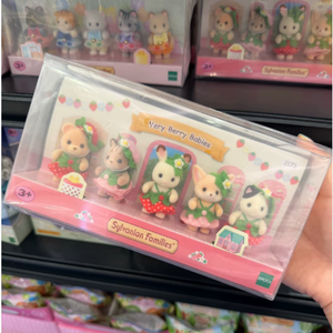 Calico Critters <span class=keywords><strong>Sylvanian</strong></span> Families Collection bébé sur le thème de la fraise, lot de 5 figurines miniatures, cadeau d'anniversaire à collectionner - Product Image 6