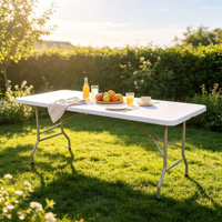 Table en plastique pliable et empilable pour réception de mariage, activité en plein air