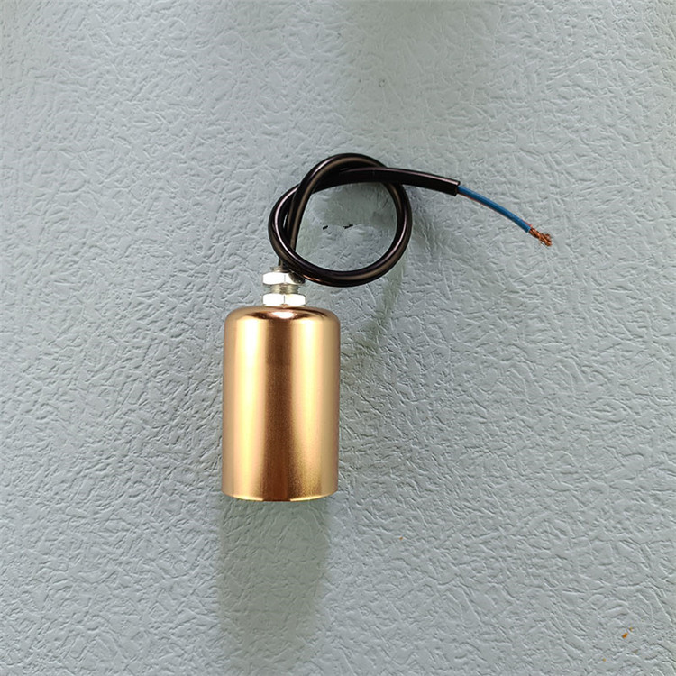 02 Gold