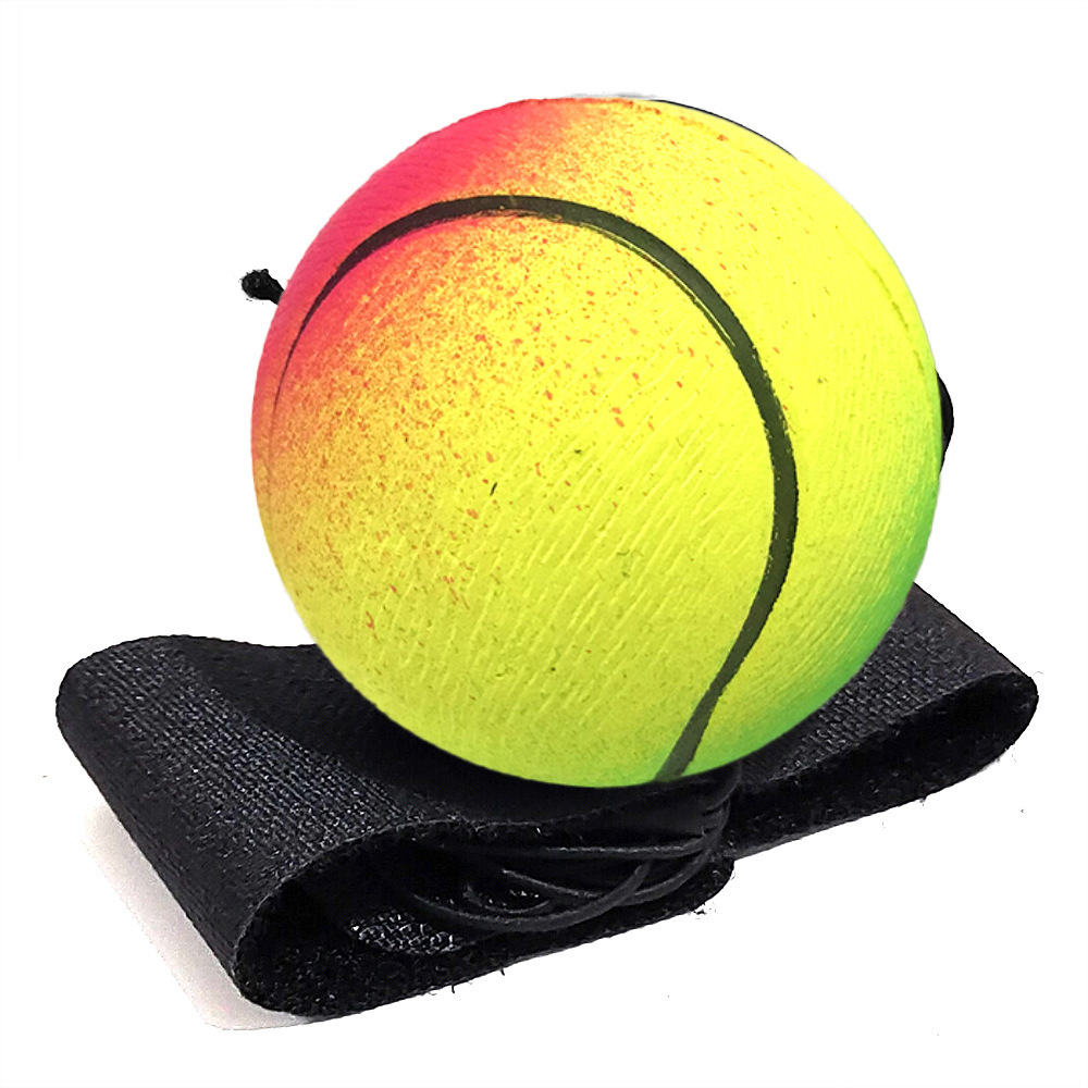 Balle de tennis tricolore