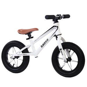 <span class=keywords><strong>Vélo</strong></span> d'équilibre pour enfants en aluminium 12 pouces seulement 2 en 1/vélos <span class=keywords><strong>sans</strong></span> <span class=keywords><strong>pédale</strong></span> pour les tout-petits/<span class=keywords><strong>vélo</strong></span> de course <span class=keywords><strong>sans</strong></span> <span class=keywords><strong>pédale</strong></span> - Product Image 6