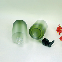 Bouteille de détergent à lessive en PET de 1 litre et 2 litres bouteille en plastique vide avec bouchon pour bouteille de détergent liquide