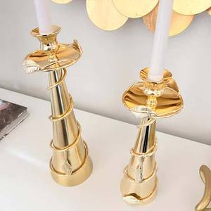 Bougie en métal plaqué or, derniers produits de décoration intérieure pour la maison, les hôtels et les restaurants - Product Image 2