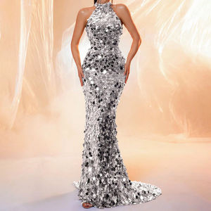 ゴールドスパンコールのバックレスドレス、フィットでエレガント、フォーマルなボール、ウェディング、ゲストの服装に適しています。 - Product Image 5