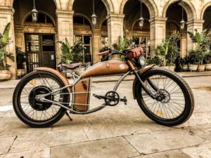 Diseño alemán Rayvolt Vintage E-Bike Cruzer Bicicleta eléctrica de largo alcance 26 pulgadas Powerhub Bicicleta de carga naranja - Product Image 5