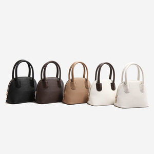 Sac à bandoulière simple en cuir élégant pour femmes, sacs à main simples en forme de coquille, vente en gros - Product Image 1