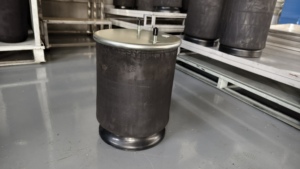 Le camion de haute qualité partie la <span class=keywords><strong>suspension</strong></span> pneumatique d'amortisseur de vente chaude et le matériel en caoutchouc de ressort pneumatique - Product Image 3