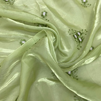 Robe d'été Nouvelle fleur de lys pour filles Tissu brodé Petite fleur fraîche 100% Tissu polyester pour robe de femme