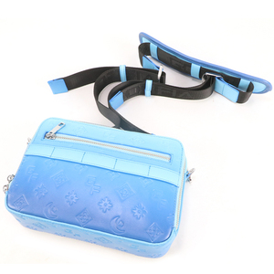 Nouveau Sac Bandoulière en Cuir PU Gaufré Monogramme Bleu Dégradé OEM ODM 2026 pour Hommes avec Sangle Réglable de Marque - Product Image 6