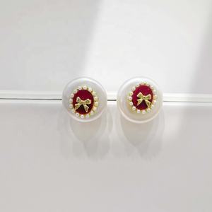 ต่างหูเงินแท้ 925 ประดับพลอยทับทิม งานแฮนด์เมด ดีไซน์เรโทร ประดับมุก สำหรับสาวๆ ราคาโรงงาน ขายส่ง - Product Image 1