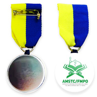 Badges de récompense personnalisés à bas prix en gros médaille de ruban court