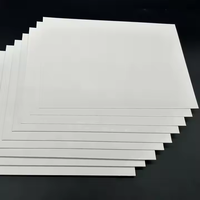 Papier carton blanc différentes largeurs dur C1S 180g 200g 230g 260g 300g pour l'emballage de cartes à jouer
