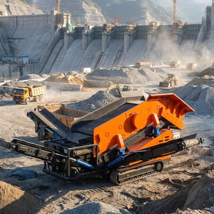 Déchiqueteur mobile circulaire UYK221 respectueux <span class=keywords><strong>des</strong></span> environnements urbains avec moteur et engin à faible bruit et faibles émissions - Product Image 1