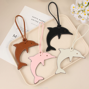 Ornamenti Pendenti a Forma di Delfino in PU, Decorazioni Animali Carine e alla Moda, Charm per Borse, Idea Regalo - Product Image 2