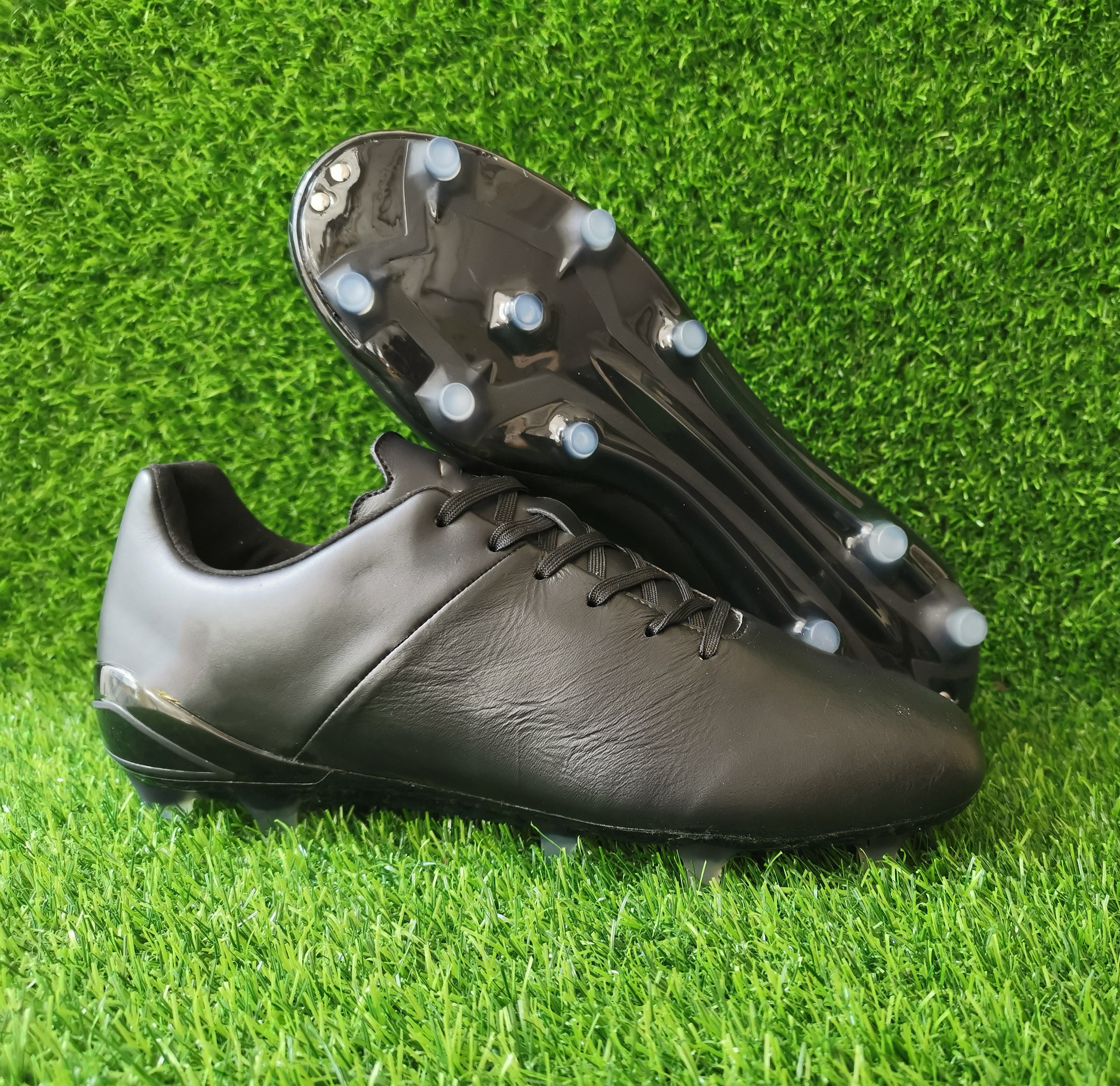 Weshine customize OEM kangaroos genuine caw calf leather chuteira bola zapatos de futbol men's original custom football shoes