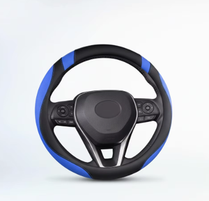 Funda de Volante Personalizada West Llama para <span class=keywords><strong>Toyota</strong></span> Rav4 <span class=keywords><strong>Corolla</strong></span> Camry Highlander (Acolchado de Diamantes-Negro + Azul-Tamaño Estándar) - Product Image 4