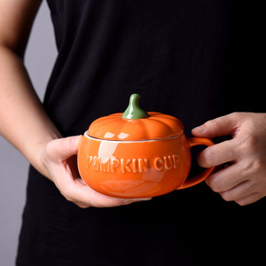 かわいいカボチャ型の陶器製マグカップ＆コーヒーカップセット（スプーンと蓋付き）-新学期に最適、食洗機・電子レンジ対応 - Product Image 3