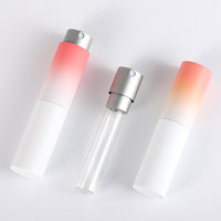 Flacon vaporisateur de parfum de voyage 10 ml 20 ml Mini flacon rechargeable en aluminium pour huile essentielle Atomiseur de parfum en verre avec système de rotation interne
