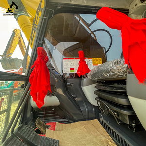 Excavatrice de PC240LC-8 de Komatsu pour l'excavation de construction Compacte performante élégante avec l'oscillation nulle de queue et les voies en caoutchouc - Product Image 5