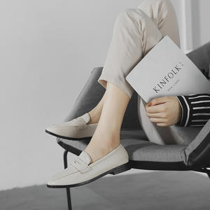 Nuevos zapatos de cuero <span class=keywords><strong>negro</strong></span> para damas, zapatos de cuero planos cómodos de estilo europeo y estadounidense - Product Image 1