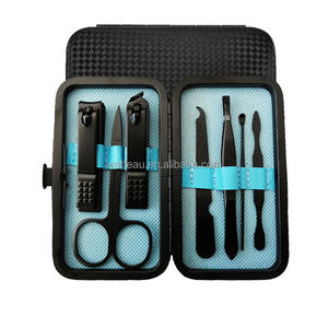 Juego de Manicura y Pedicura Profesional de 7 Piezas de Acero Inoxidable, Kit de Cortaúñas Multifunción para Viaje, en Caja, para Mujer - Product Image 1