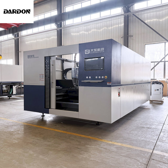 BoChu BOCI 3KW CNC Fiber Laser Cutting Machine DE3015 Water-Cooled 4-axis Cypcut for Metal Cutting