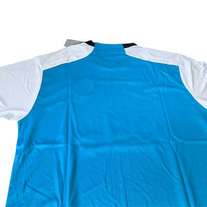 Camiseta de fútbol retro personalizada con bordado 3D de silicona Pantalones cortos de fútbol vintage Diseño del fabricante OEM con impresión de logotipo - Product Image 4