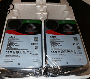 Disque dur SATA 12 To 6 Gbit/s 7200 tr/min 256 Mo de cache 3,5 pouces <span class=keywords><strong>ST12000NE0008</strong></span> pour NAS multi-baies RAID - Product Image 3