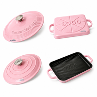 Casserole en fonte émaillée en forme de cœur OEM avec couvercle pour la cuisine et le service à table