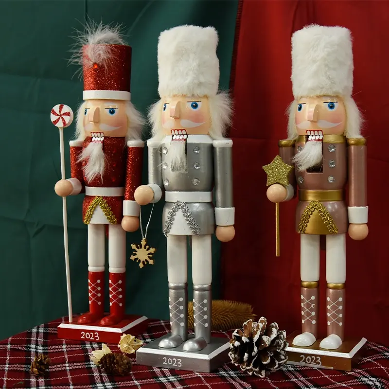 新しい36CM木製工芸品漫画クリスマス装飾くるみ割り人形