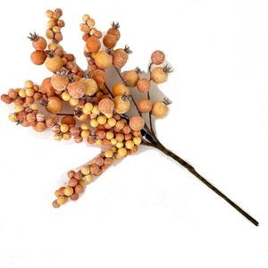 クリスマスハロウィン感謝祭装飾花柄茎黄色オレンジと赤の花柄の人工ベリーピック - Product Image 6