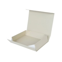 Boîte cadeau rigide magnétique personnalisée, pelliculage mat, gaufrage à chaud or, doublure en éponge invisible, emballage papier PR haut de gamme de luxe