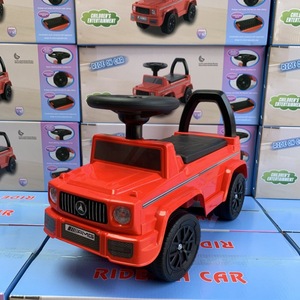 Voiture à pousser pour enfants en plastique, jouet pour bébé <span class=keywords><strong>avec</strong></span> lumières et musique, voiture à bascule pour bébé <span class=keywords><strong>avec</strong></span> poignée, conforme aux normes CE EN71 CPC GCC ASTM - Product Image 3