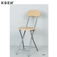 Chaise pliante portable en gros en bois simple de vente chaude tables et chaises d'extérieur chaise pliante en métal rétro colorée personnalisée