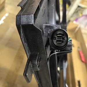 พัดลมหม้อน้ำรถยนต์สำหรับฟอร์ดโฟกัส 2021 LX6Z8C607D อะไหล่ทดแทน - Product Image 2