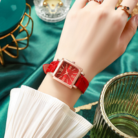 Montre à quartz pour femme avec bracelet en cuir carré, style luxueux et élégant, mode et simplicité, cadran romain tendance et classique