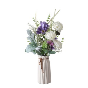 Bouquet de fleurs artificielles Yana Lu Lian CF01241 en tissu tissé plastique pour la décoration de la maison et des mariages - Product Image 3