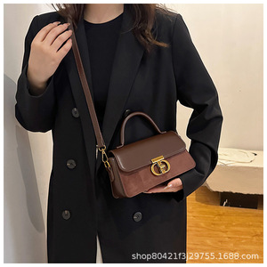 Bolso de Mujer de Diseño Avanzado, Moderno y Versátil, Tipo Bandolera, de Hombro, Retro de Alta Gama, Pequeño y Cuadrado - Product Image 6
