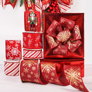 Ruban filé rouge à haute ténacité avec motifs de personnages de dessins animés de Noël et de buffles, idéal pour l'emballage cadeau - Product Image 1