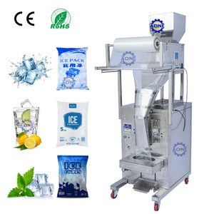 Máquina automática para hacer cubos de hielo grandes con sellado trasero/trilateral, pesaje automático de 1 kg por bolsa, para uso comercial - Product Image 1